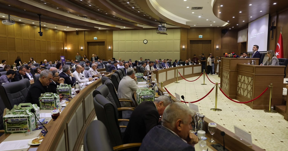Bursa Büyükşehir Meclisi’nden stratejik kararlar… Mahalle Afet Konteynerleri ilçelere devredildi
