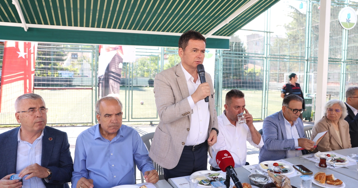 Bursa Osmangazi’de mahalle buluşmaları sürüyor