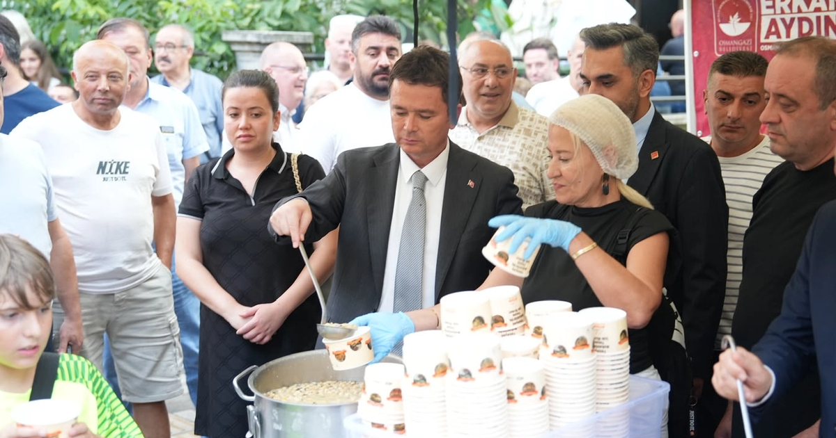 Bursa Osmangazi’den aşure bereketi Küplüpınar’da paylaşıldı