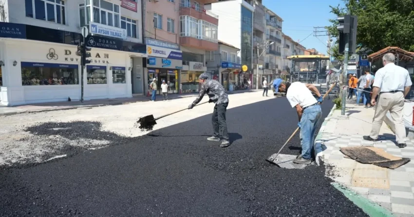 Bursa yenisehirin ana arterleri sicak asfaltla yenilendi 7YTYwxMD.webp