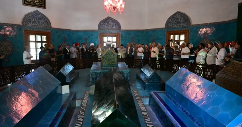 Bursa yildirimda sultan celebi mehmed dualarla anildi fqrhH87D.webp