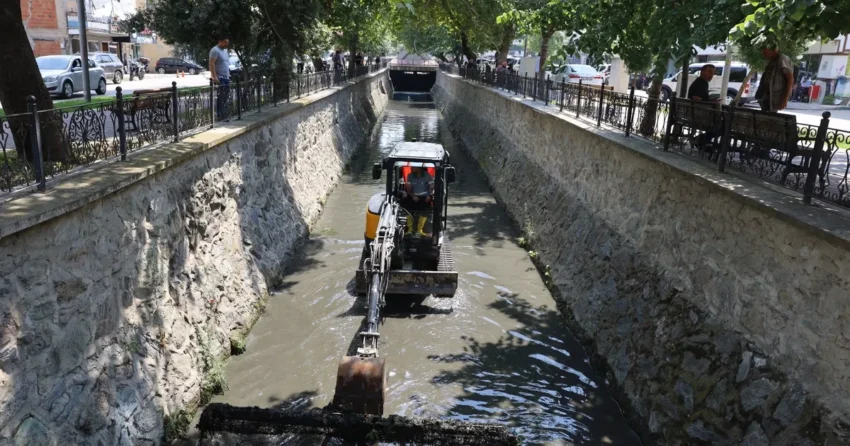 Bursada derelerde temizlik seferberligi basladi K7VFRsFS.webp