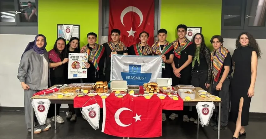 Bursada yildirim ticaret mtal ogrencileri gelecegin mesleklerine hazirliyor L2MzJ92G.webp