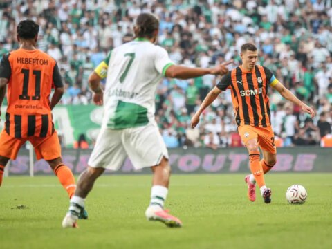 Bursaspor shakhtar donetsk macinda kazanan cikmadi sCuhq5NR.jpg