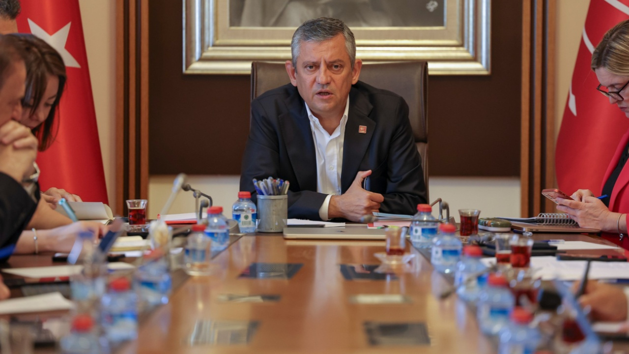 Butlan yönetiminden Özgür Özel’e yollanan kurultay mesajı: Esnemeniz mümkün mü?