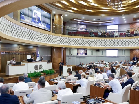 Buyuksehirden antalyaspora 52 milyon tllik destek IGORL6cF.webp