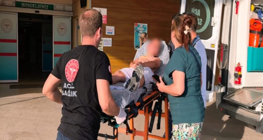 Cakmakla tutusturulan kolonya parladi 9 yasindaki cocuk agir yaralandi BJrIL5Mi.jpg