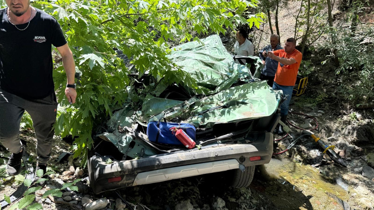 Çanakkale’de feci kaza: 2 kişi hayatını kaybetti