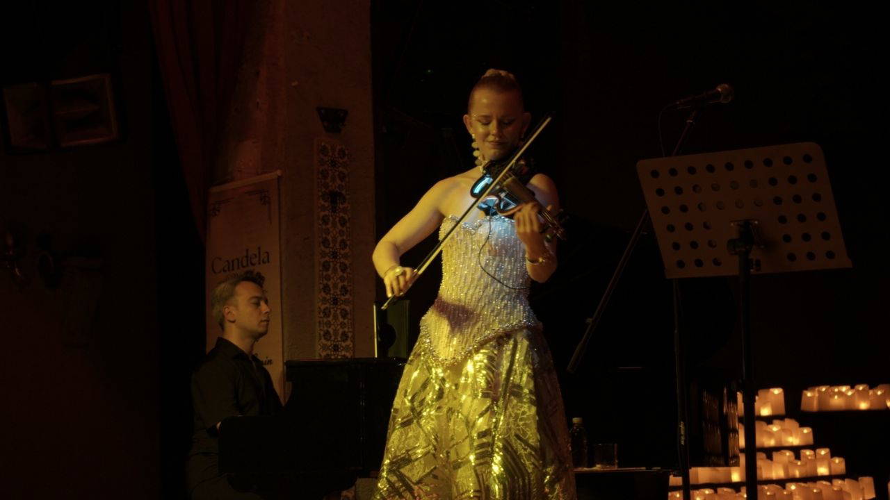 Candela Concert, Beyoğlu Sahne’de müzikseverlerle buluştu