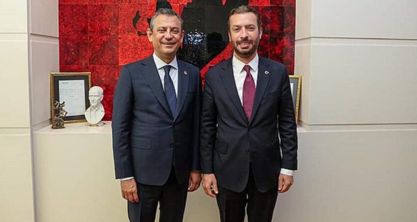 Ceyhan belediye baskani kadir aydar chpden istifa etti yeni partiye katilacagim zESaz554.jpg