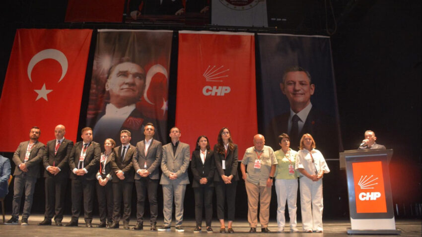 Chp bilecik merkez ilce yonetiminde toplu istifa Sg6fnTHF.jpg