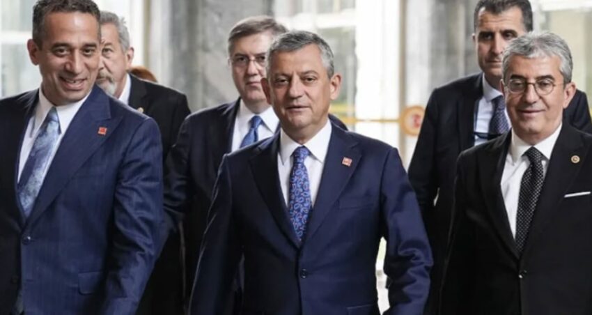 Chpden ihraci istenen vekiller yeni partide ozgur ozelin onunu acacak 29epVe5y.jpg