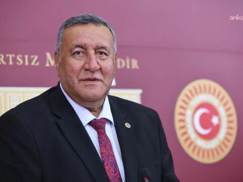 Chpli gurer ciftcinin dalindaki yesil domatesine icra geldi xrduRqHx.jpeg