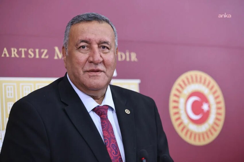 Chpli gurer ciftcinin dalindaki yesil domatesine icra geldi xrduRqHx.jpeg