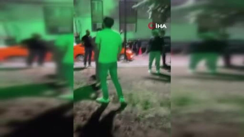 Cocuklarin kavgasina aileler dahil oldu o anlar kaydedildi ew5M2uNN.jpg