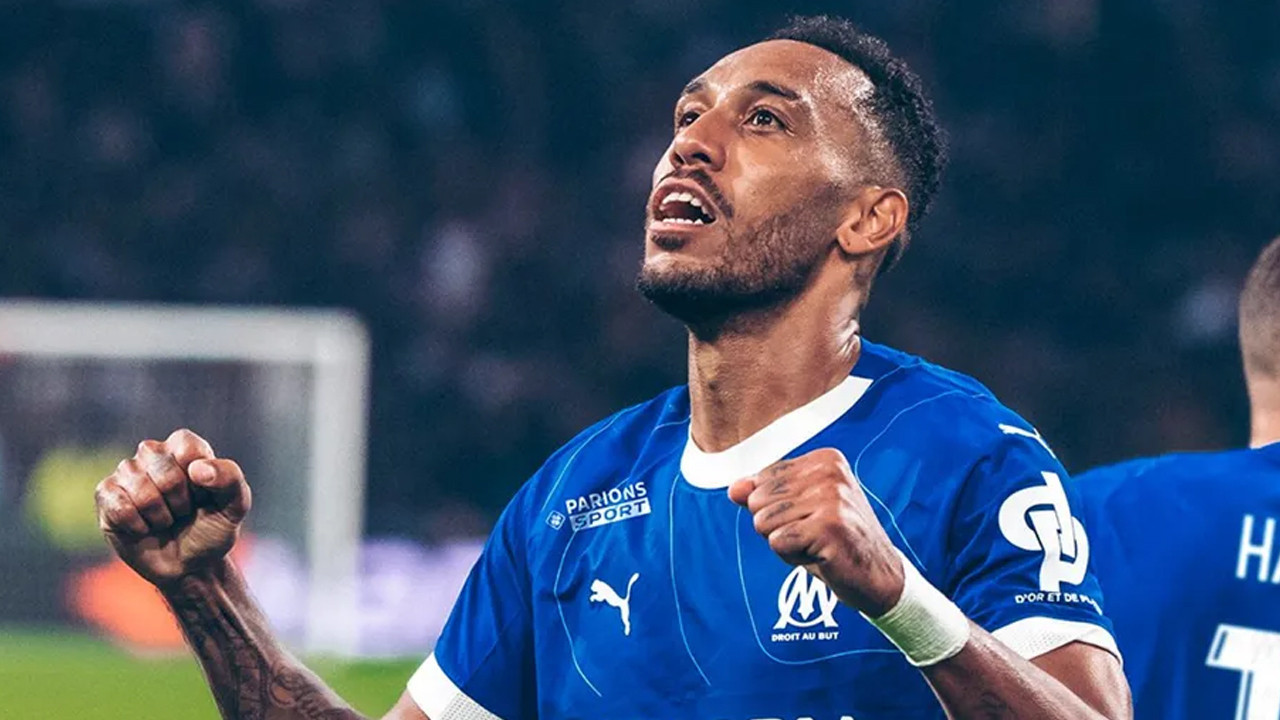 Çorum FK ile adı anılan Aubameyang, Deportivo ile anlaştı