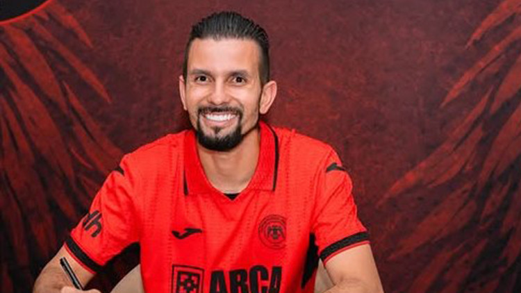 Corum fk marcos felipeyi kadrosuna katti Vl1InYwY.jpg