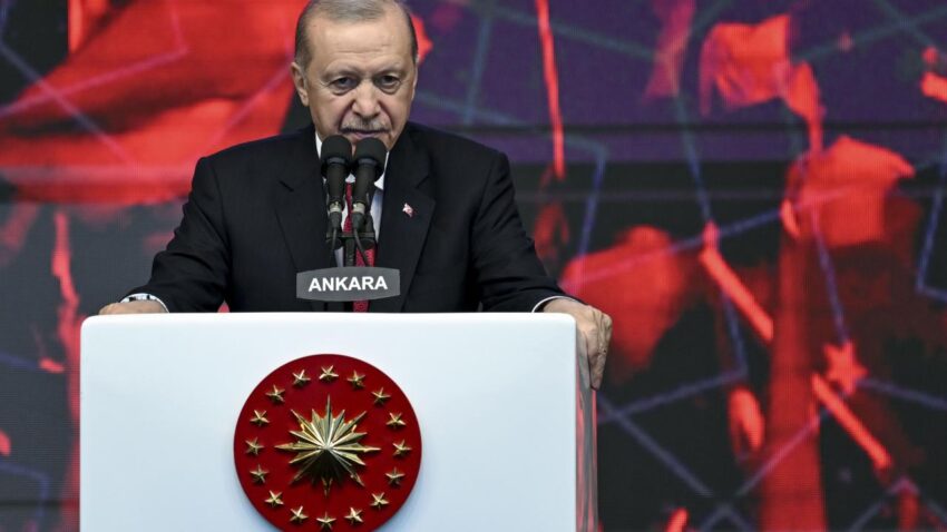 Cumhurbaskani erdogan tum sehitlerimizin ruhu sad olsun pMmbMYBK.jpg