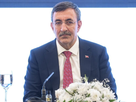 Cumhurbaskanligina cevdet yilmaz vekalet edecek 7DFLQfd8.jpg