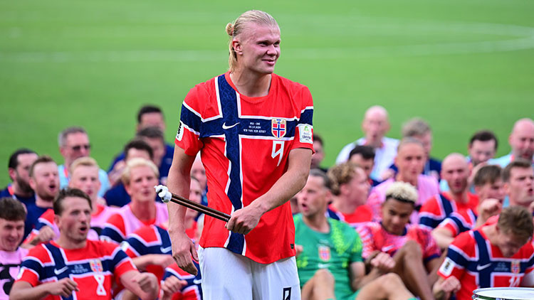Cyborg degil insan yapimi makine erling haaland VpL24LeS.jpg
