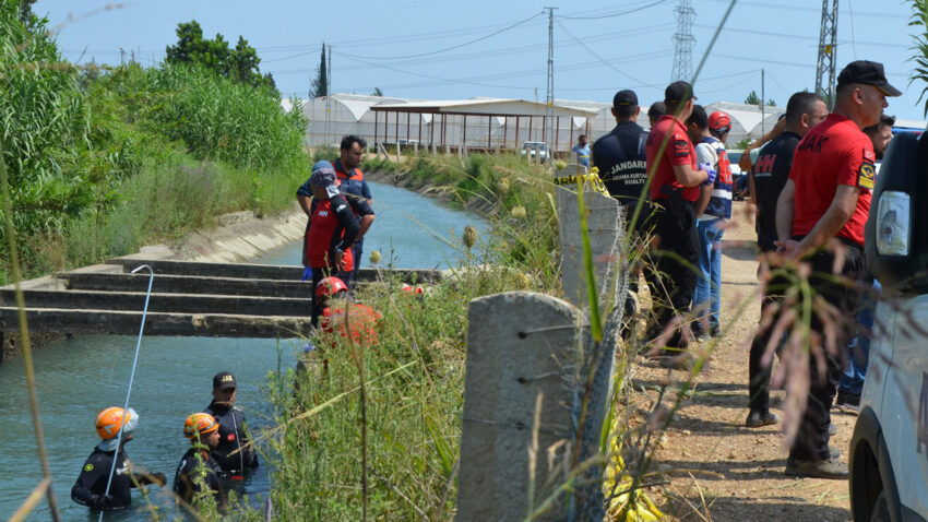 Dalgiclar 4 kilometre otede buldu antalyada kahreden haber geldi EvksvabU.jpg