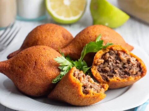 Disi ince ici bol harcli tarif icli kofte nasil yapilir nXwH2xua.jpg