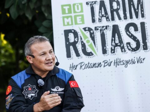 Dogdugu mahallede ureticilere seslendi alper gezeravci tarim stratejik bir alan mpKfmesU.jpg