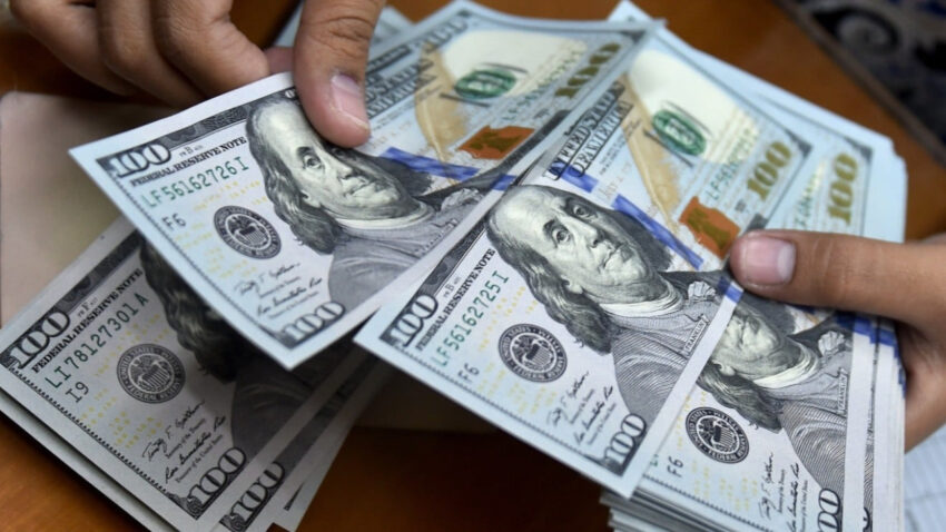 Doviz gune nasil basladi dolar ve euro bugun ne kadar dgESiifE.jpg