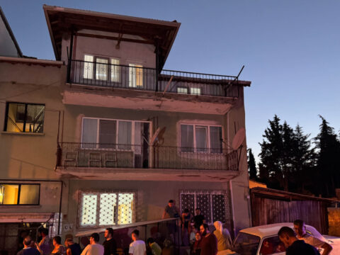 Dut toplarken catidan dusen adam hayatini kaybetti ONHbaY8K.jpg