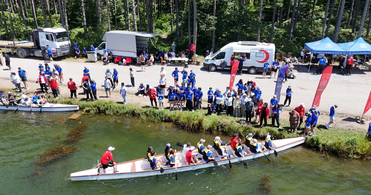 Düzce’de 300 genç Topuk Yaylası’nda Kano Festivali’nde buluştu