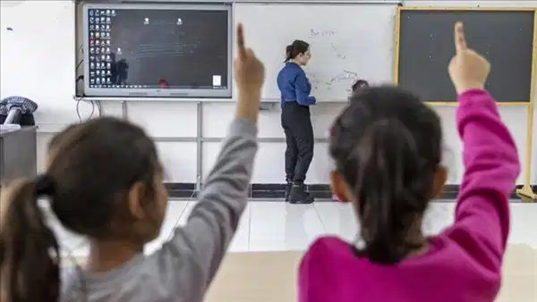 Egitim is sendikasi vezirkopru ve asarcik ilce milli egitim mudurlukleri gorev yeri degisen ogretmenlerden promosyon 5G2U7C3Z.jpg