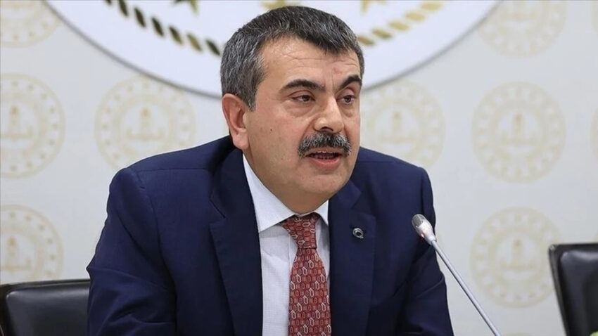 Egitimde taseron guzellemesi bakan tekin kadrolu personel alimina kapilari tamamen kapatti eObSrYeb.jpg