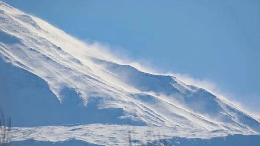 Elbruz daginda olumcul firtina 5 dagci zirve yolunda hayatini kaybetti 1PGZlJhP.jpg