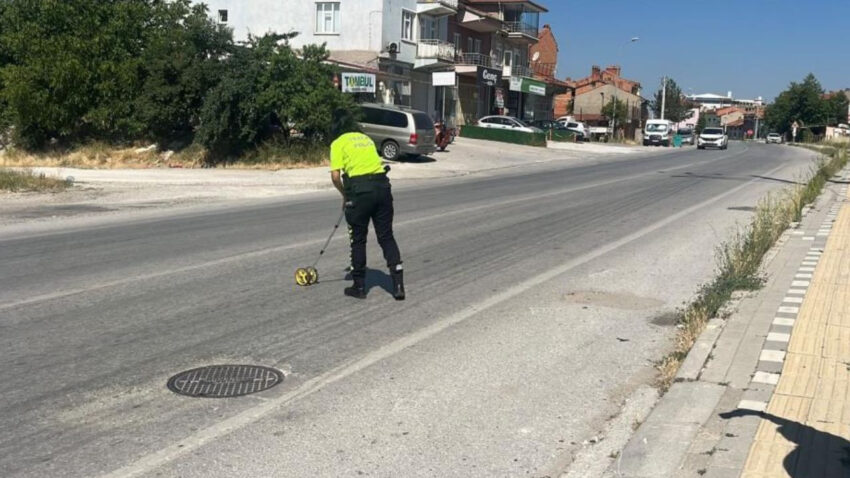 Elektrikli scooter kazasi 14 yasindaki cocuk yaralandi kLGcBVW4.jpg