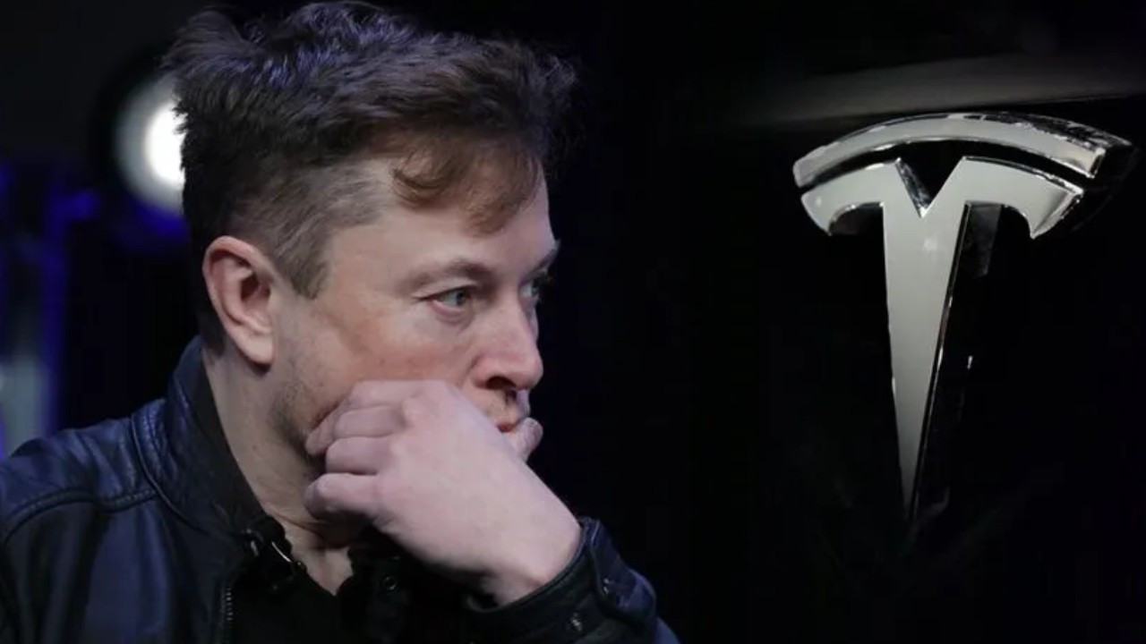 Elon Musk’ın en zor yılı: Şirketleri kan kaybederken itiraf etti