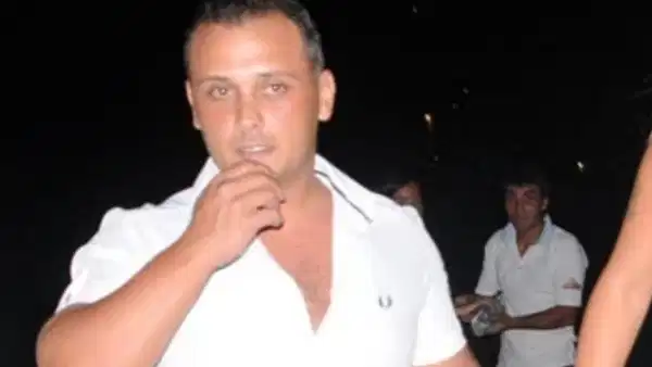 Emre matras kimdir emre matrasin kizi kimdir XxIpqhzZ.jpg