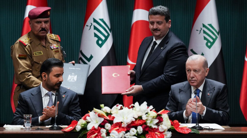 Erdogan duyurdu irak turkiyeye gunde 1 milyon varil petrol verecek j7cZlmKA.jpg