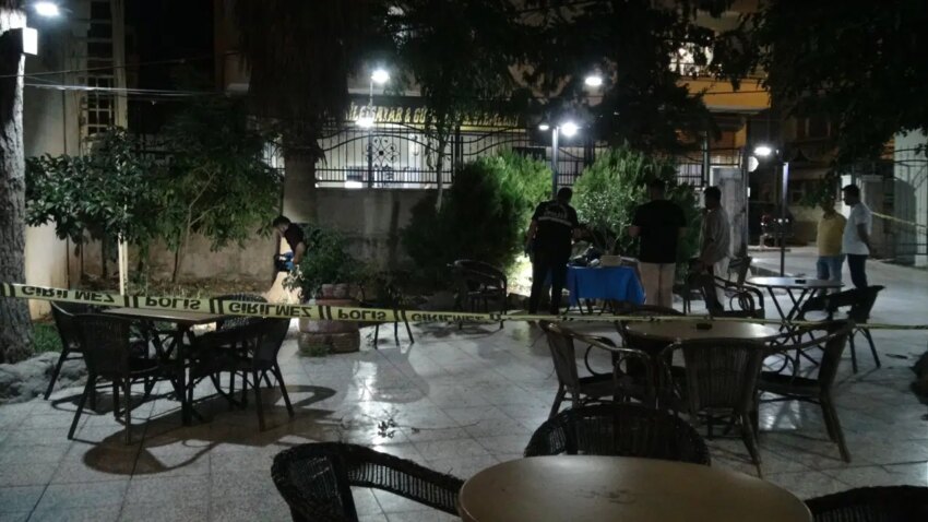 Erkek dehseti esini cay bahcesinde silahla agir yaraladi fFhMQnwe.jpg