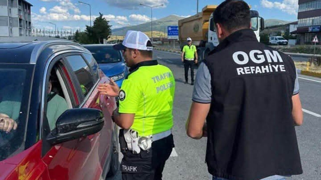 Erzincanda suruculere kritik uyari orman yanginlarina dikkat 81Q1VMG5.jpg