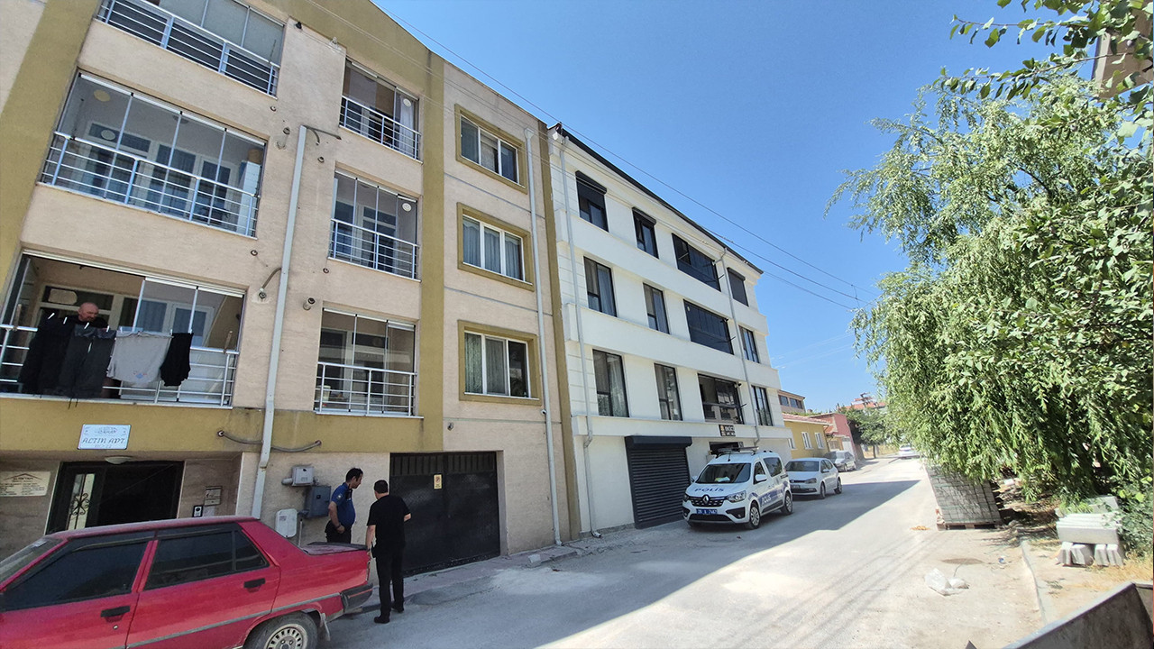 Eskişehir’de 9 metre yükseklikten düşen 3 yaşındaki çocuk ağır yaralandı