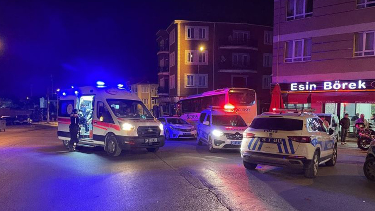 Eskişehir’de polisten kaçan motosikletli kaza yaptı