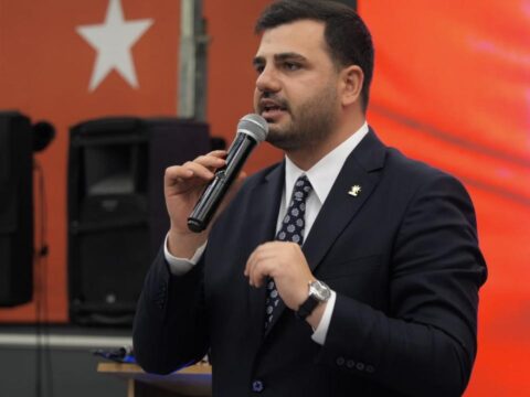 Eyyup kadir inan 15 temmuz sadece darbe girisimi degildi SSvUT5kB.jpeg