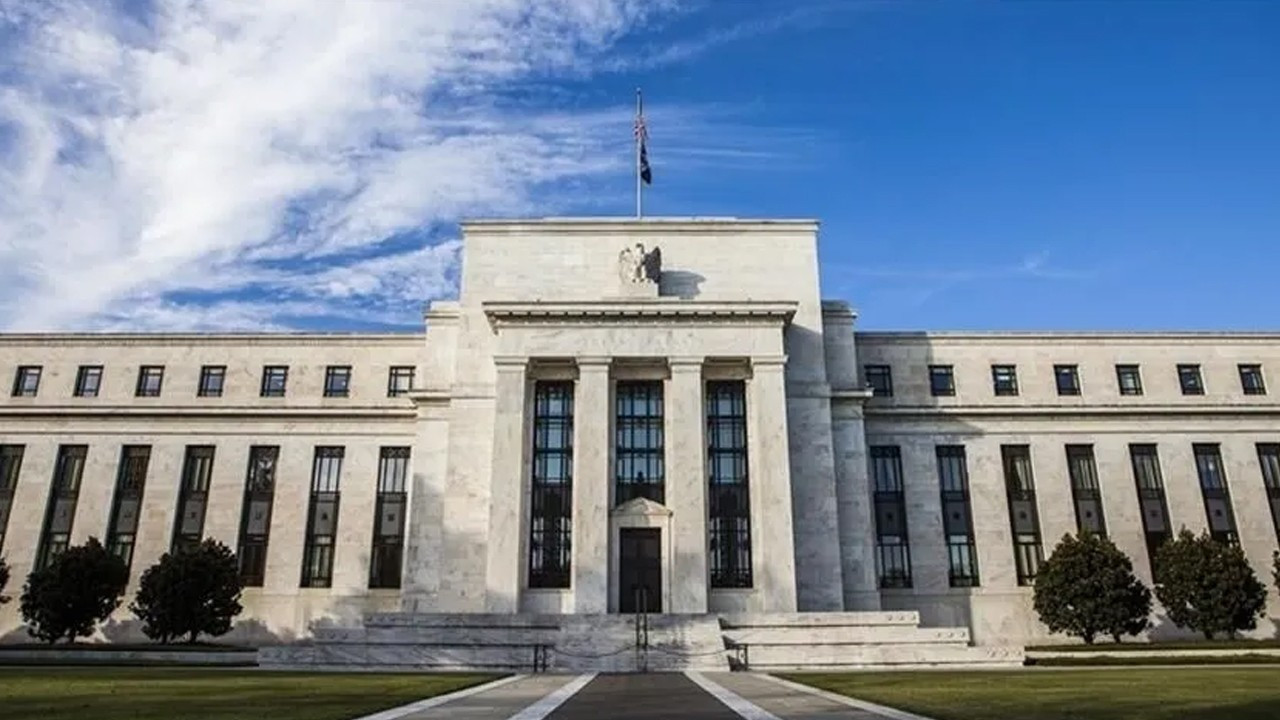 Fed’in Bej Kitap raporu yayımlandı: Fiyat artışları yavaşlıyor, ekonomik büyüme sürüyor