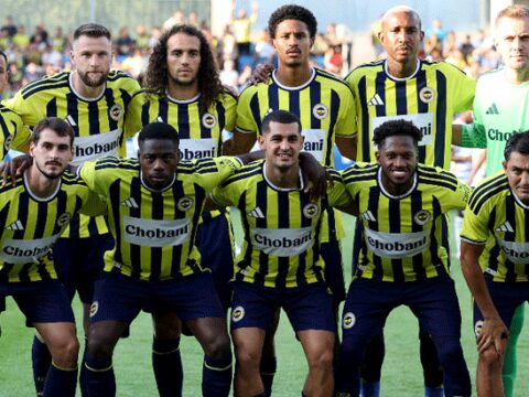 Fenerbahcede ayrilik ruzgari ayrilacak isimler belli oldu m4xZzi5t.jpg