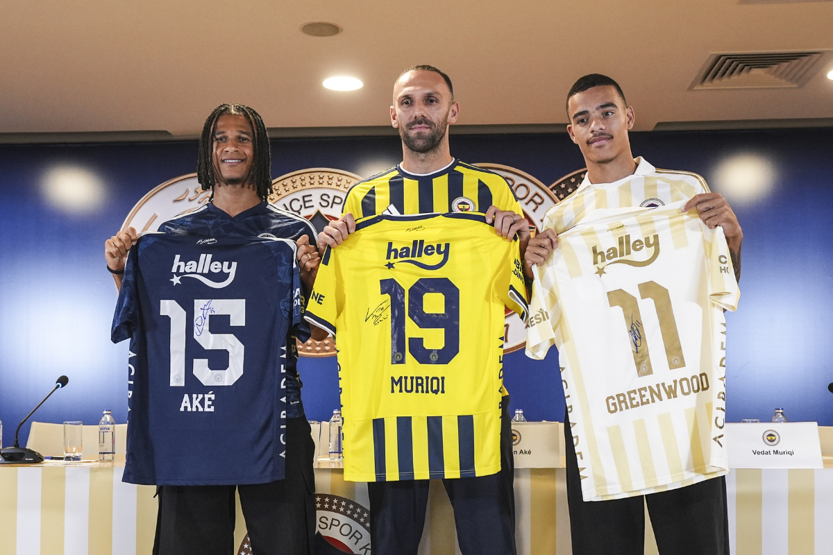 Fenerbahçe’den yeni transferler Greenwood, Ake ve Muric için imza töreni