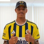 Fenerbahcenin yeni transferi greenwood istanbula geldi trvhELaY.jpg
