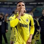 Fenerbahceye transfer piyangosu yildiz oyuncu icin ayrilik kapida jh3DsBIr.jpg