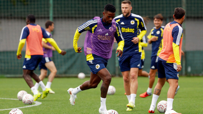 Fenerbahceye yeni transferinden mujdeli haber rovans macina yetisiyor 5SeqlUeE.jpg