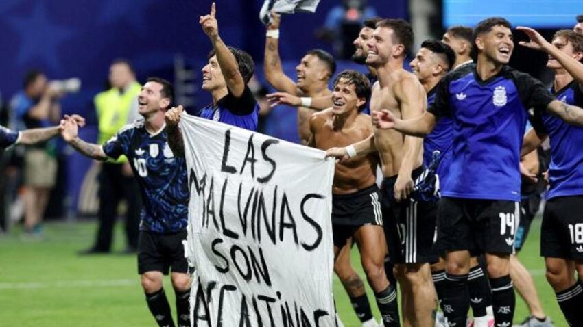 Fifa harekete gecti arjantinin ingilizleri cildirtan falkland gondermesi masada cW8AK9Qi.jpg