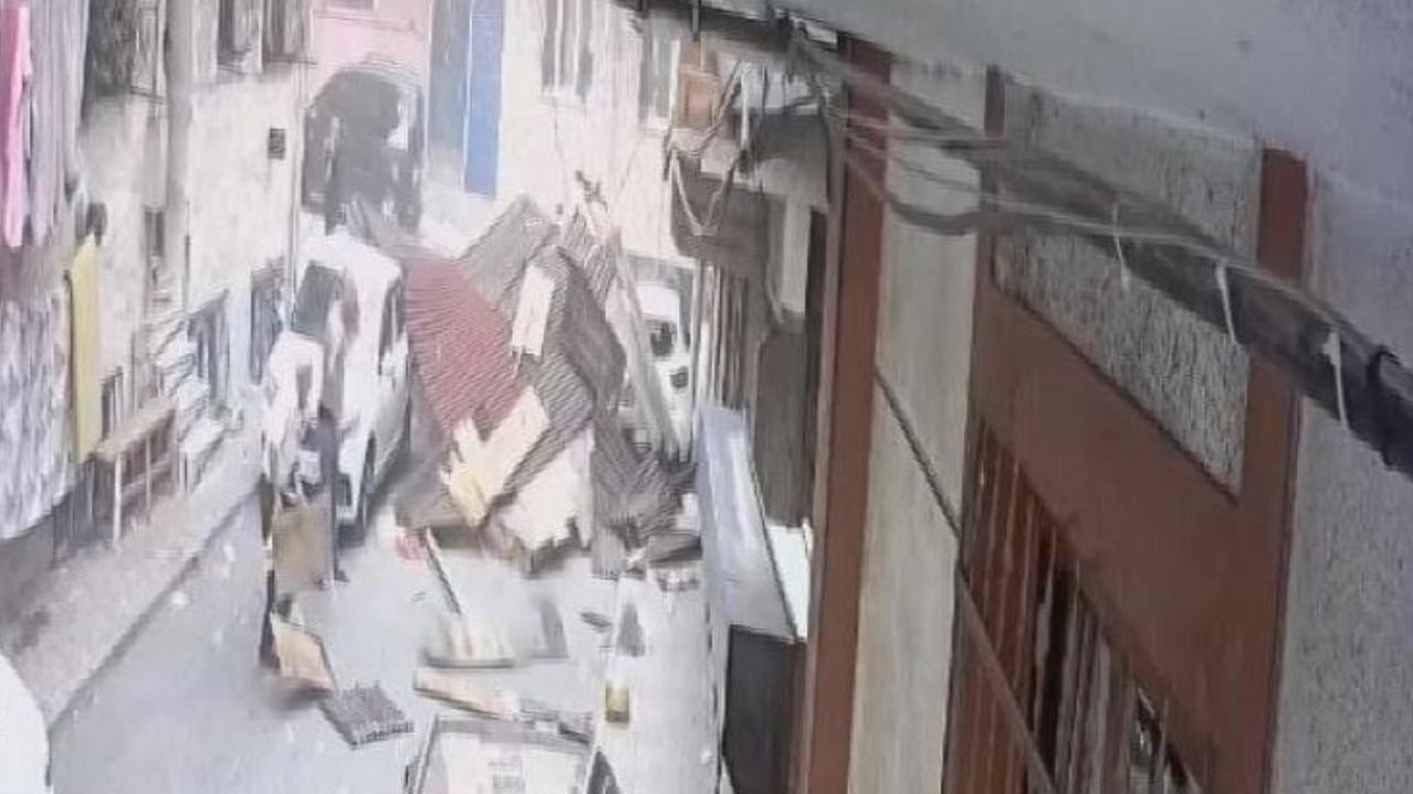 Fırtına çatıları uçurdu çocuklar ölümden döndü